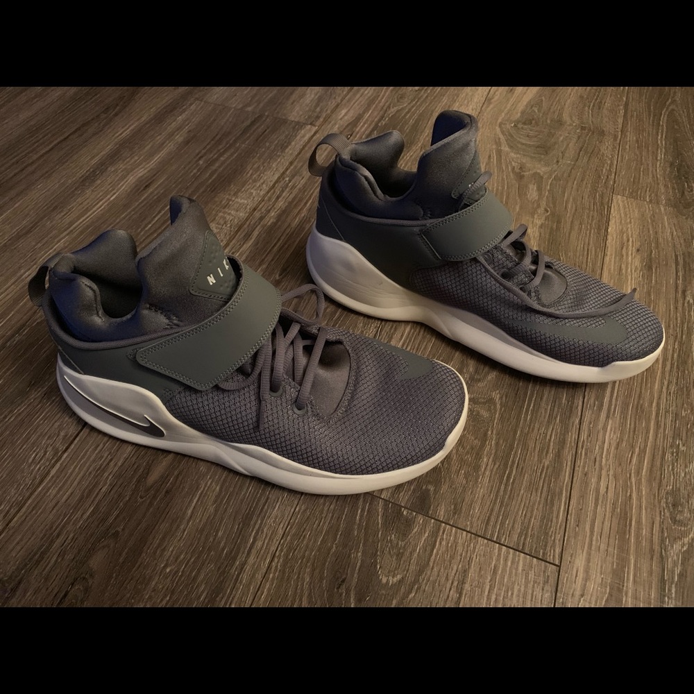 Men’s Nike Basketball shoes
